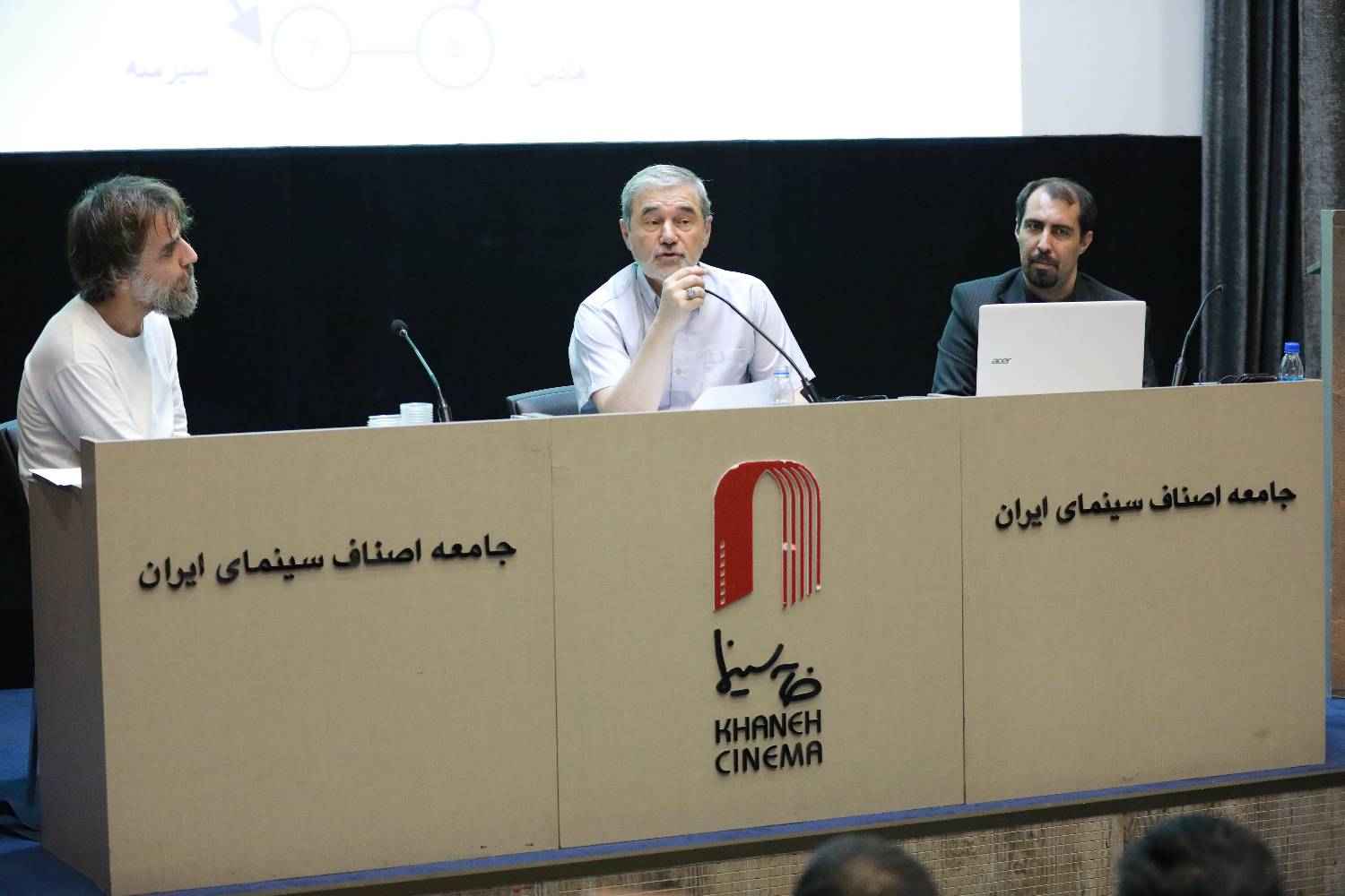 نقض آشکار کپی رایت در خانه سینما با نمایش نسخه کیفیت پرده فیلم آقای نولان!